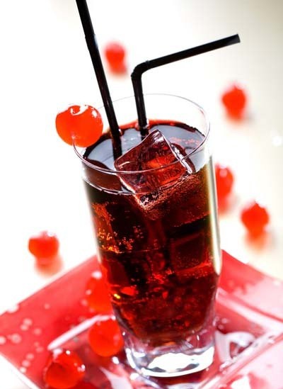 zdjęcie cola z sokiem wiśniowym