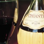 Foto Chianti vina v steklenici