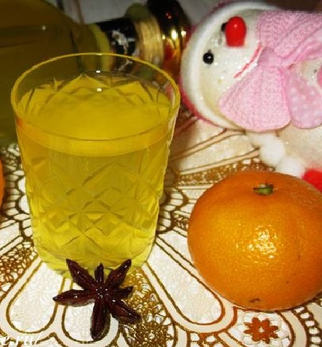 zdjęcie mandarynka likier w domu