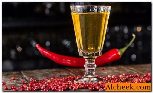 Kako napraviti tinkturu od paprike kod kuće: Recepti za likere i votke alkohola