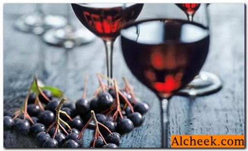 Как да се подготвите вино от арония дома