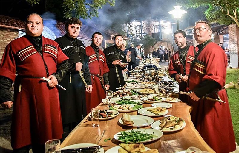 Gruzínské toasty – pro které kavkazští muži zvedají sklenice