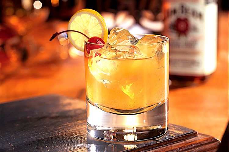 Koktajli z viskijem: 20 preprostih receptov za pripravo doma
