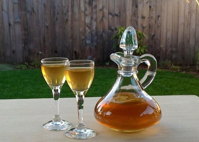 Moonshine recepti iz medu