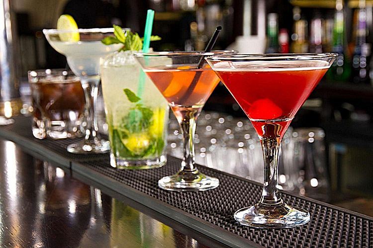 З чим і як правильно пити Мартіні (Martini) - класична подача