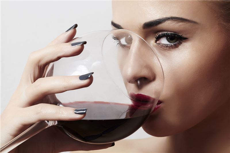 Ile wina opuszcza organizm