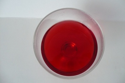 Foto domač češnjev vino