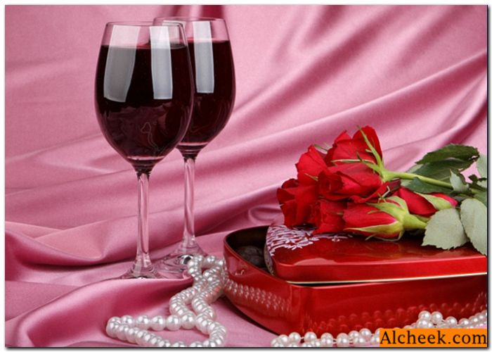 Wino z róży: przepis wina z płatków róży
