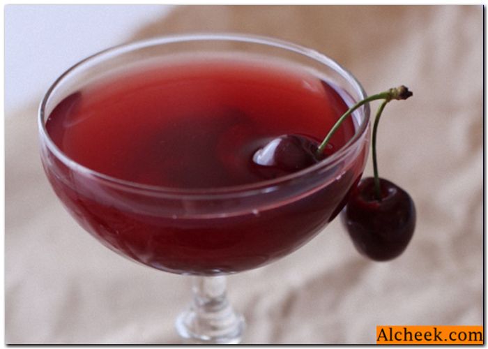 Домашній вишневий лікер: рецепти, як зробити вишневі лікери будинку, з чим пити вишневий лікер