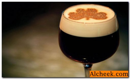 Kávového likéru dual layer „Sheridans“: jak pít a jak se připravit