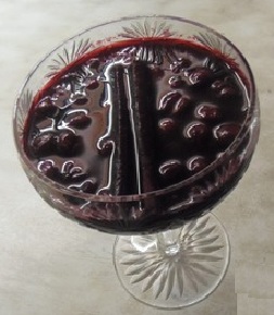 foto pijani češnje v vinu